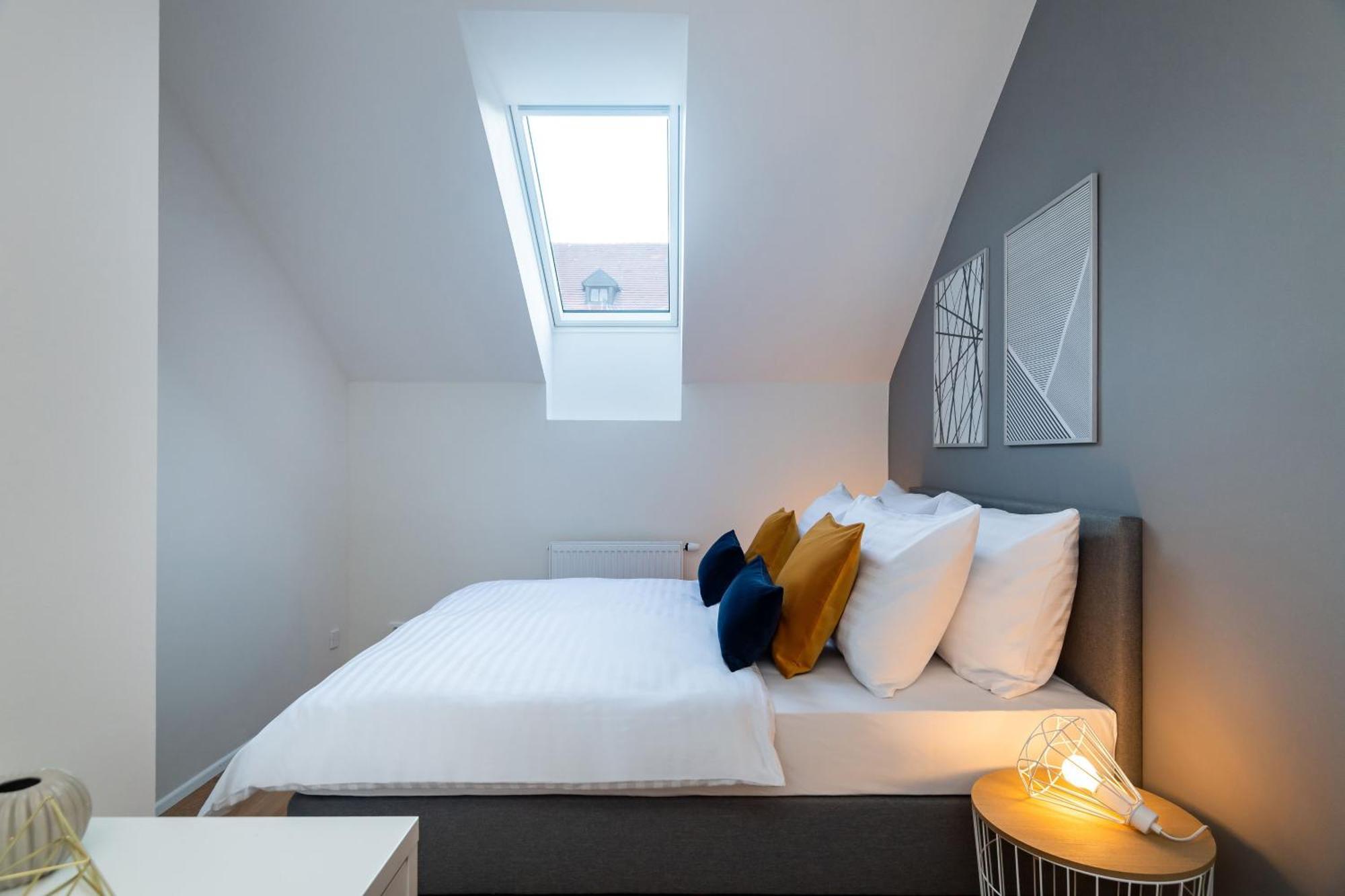 Seven Wishes Boutique Residence By Dwellfort Prague Exterior photo