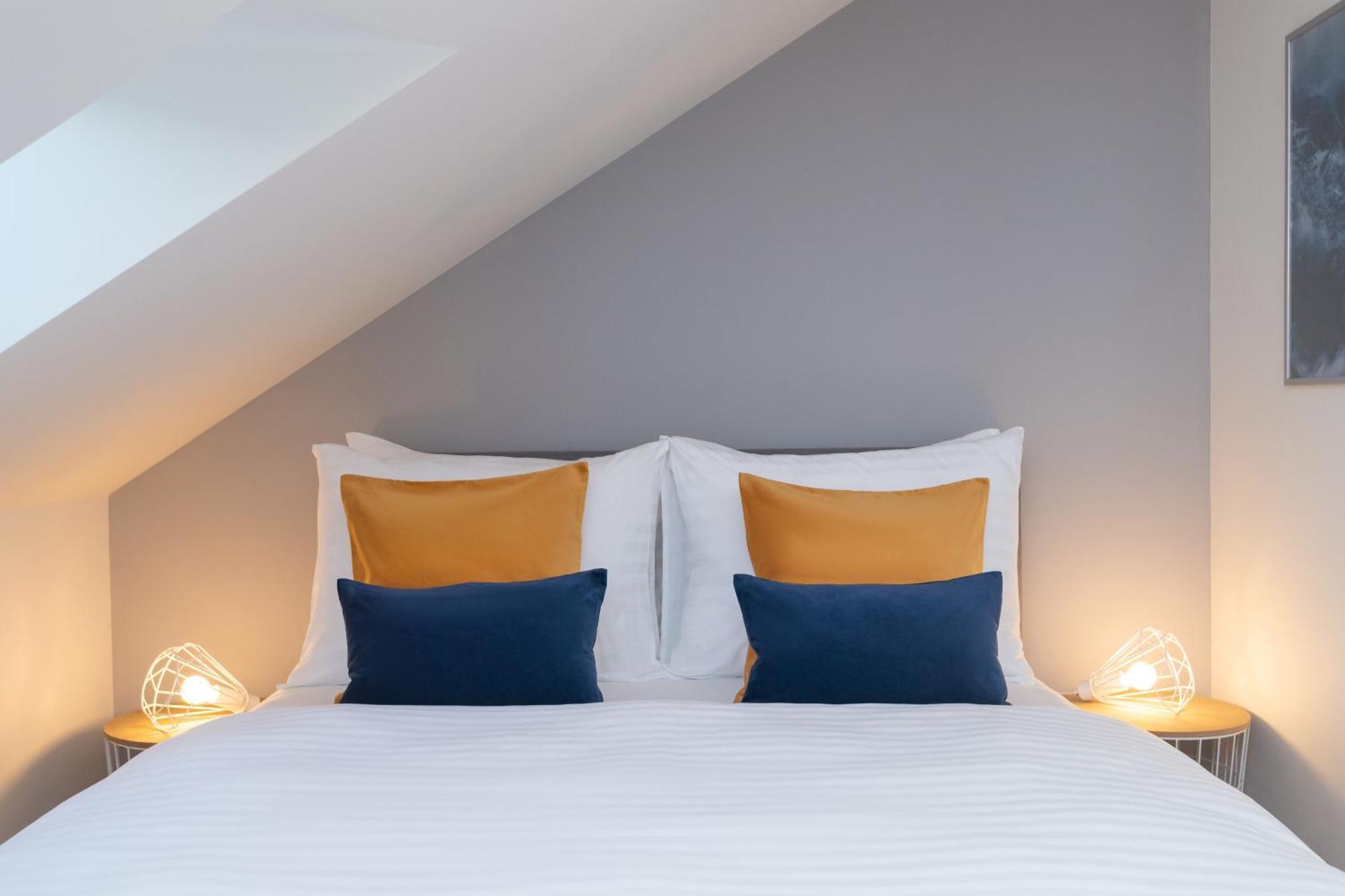 Seven Wishes Boutique Residence By Dwellfort Prague Room photo