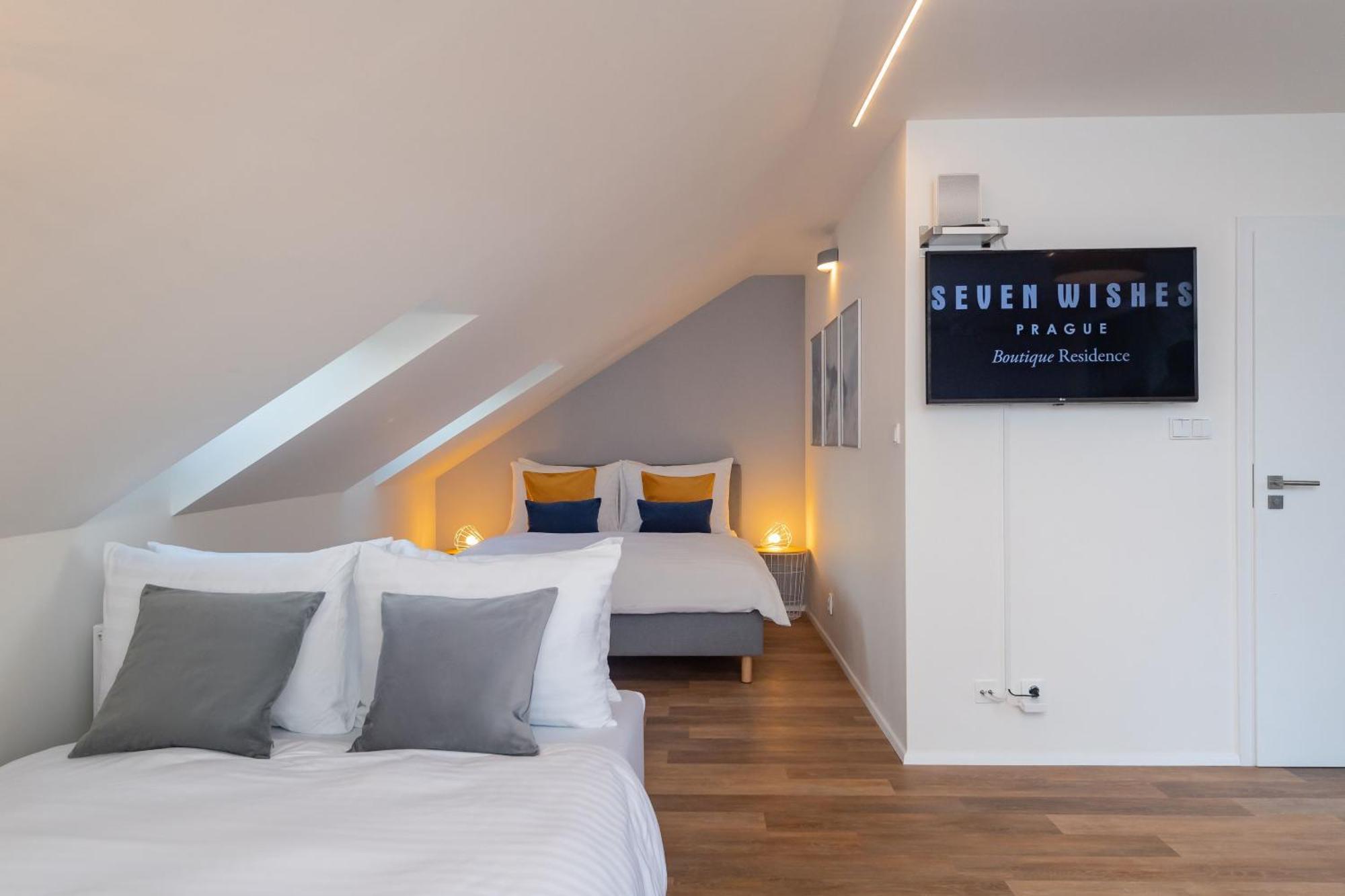 Seven Wishes Boutique Residence By Dwellfort Prague Room photo