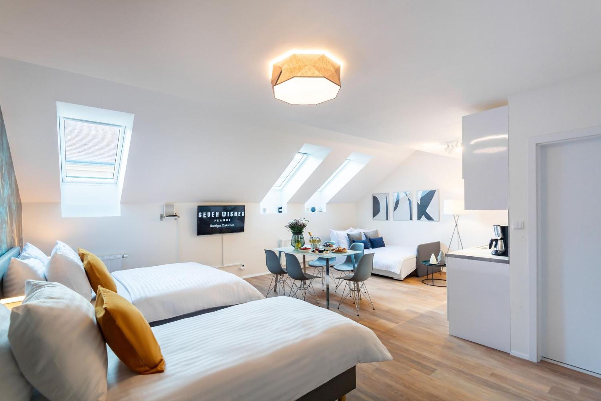 Seven Wishes Boutique Residence By Dwellfort Prague Room photo