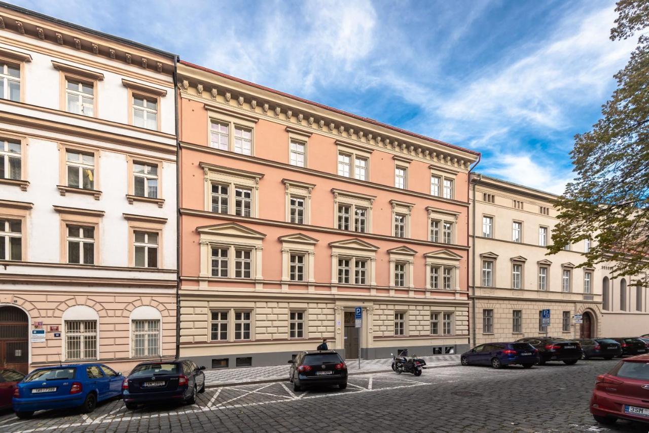 Seven Wishes Boutique Residence By Dwellfort Prague Exterior photo
